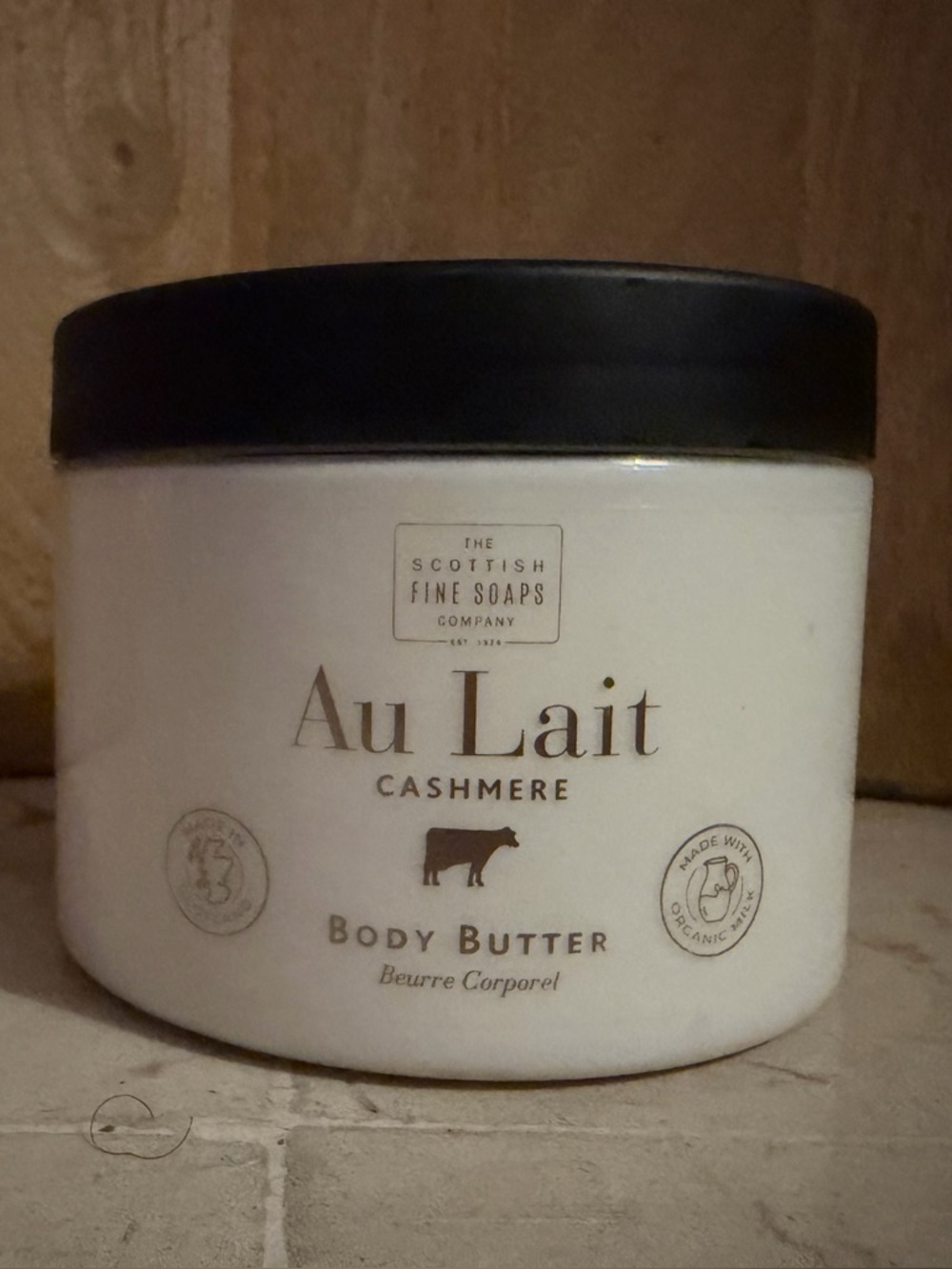 The Scottish Fine Soaps Co. Au Lait Cashmere Body Butter - 500 mL / 16.9 fl. oz.